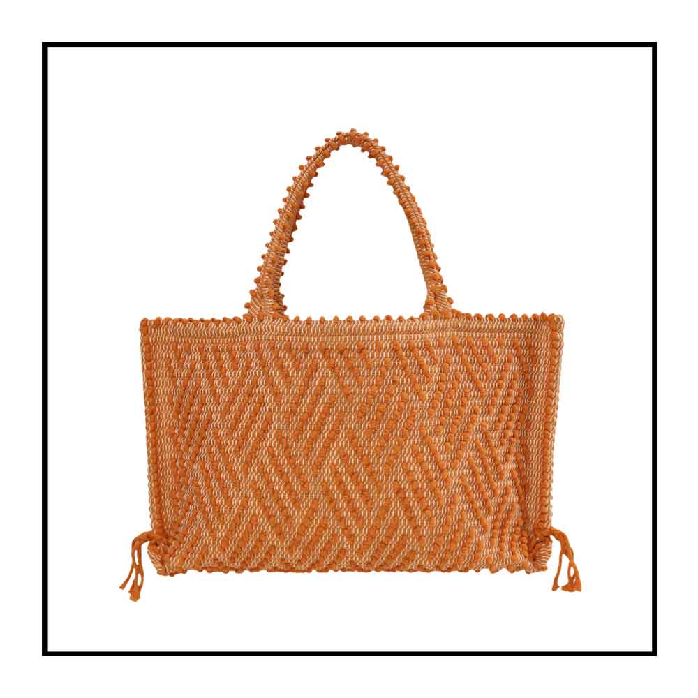 Capriccioli Medium orange with zig zag pattern - The bag is made using authentic Sardinian hand weaving methods in ethically managed factories. This tote bag is extraordinary and evokes faraway cultures with a contemporary touch, with focus on details such as colour, and material that are sustainable and eco-conscious