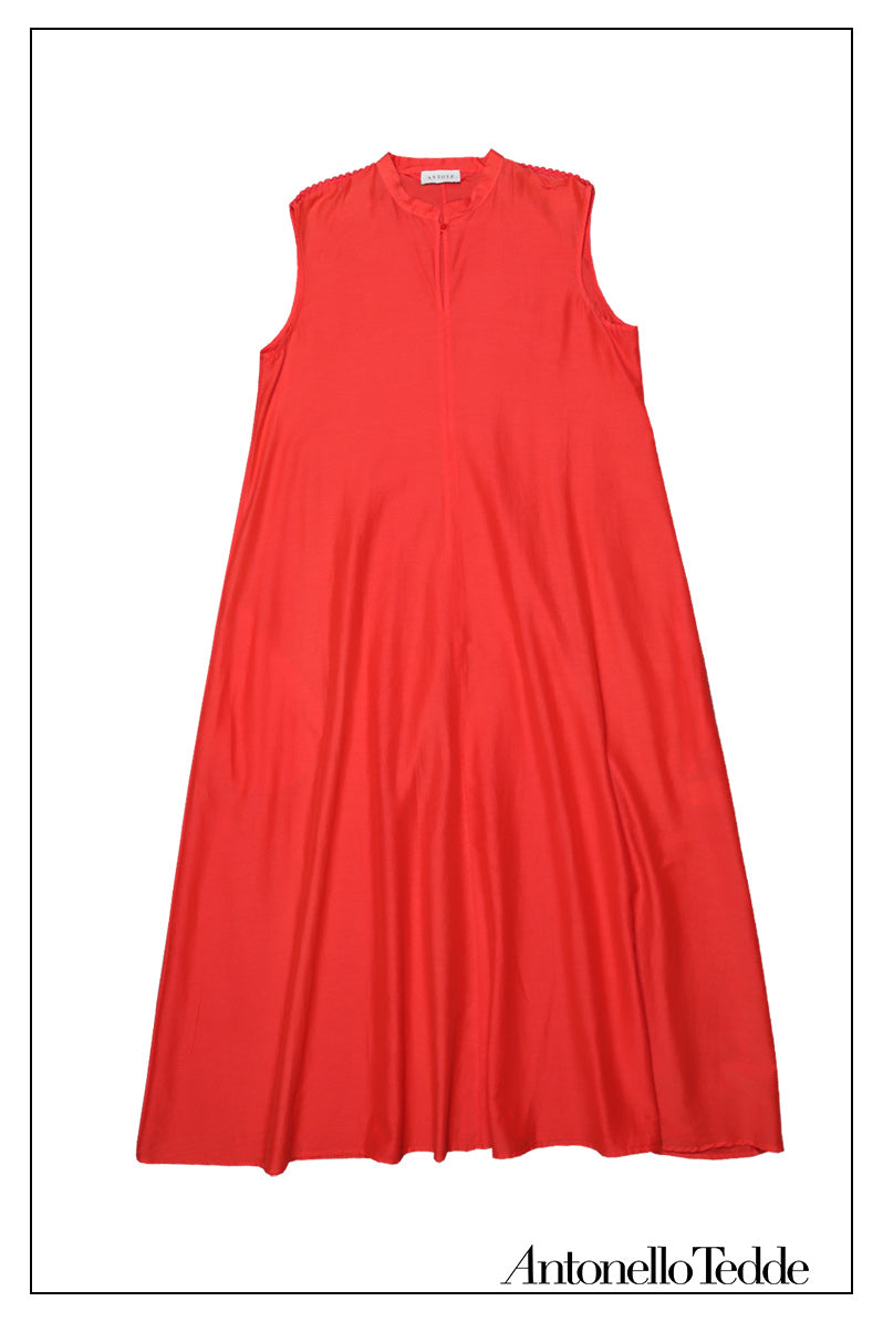 AT - ARDU RED PPT Elegant Sleeveless Long Dress with Standing Collar a ANTONELLO TEDDE AT - ARDU RED PPT Elegant Sleeveless Long Dress with Standing Collar a ANTONELLO TEDDE