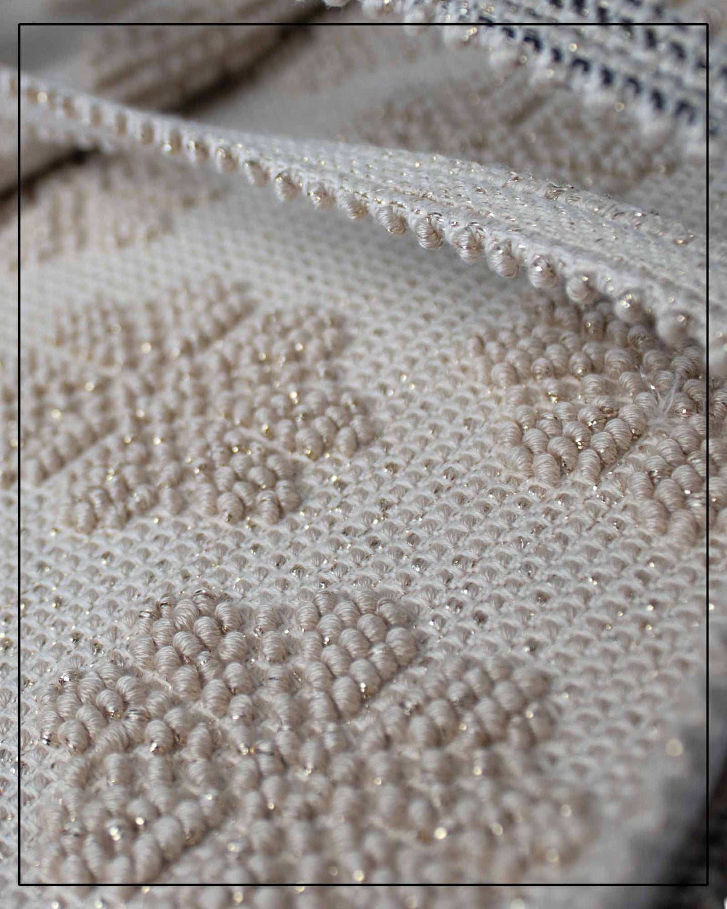MACOMER Fiori Pib - Handwoven Beige and Black Tote