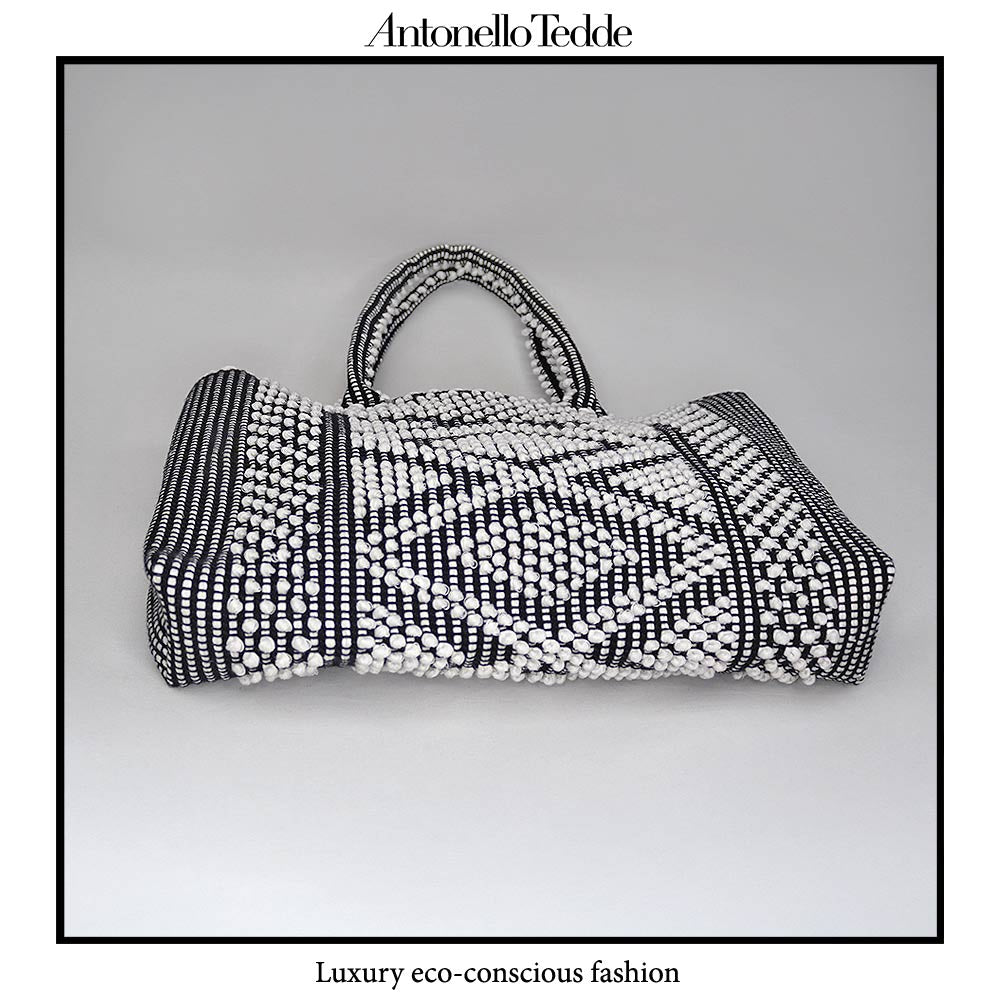 URTEI tote - Ethically Crafted Sardinian Handwoven Cotton tote: Sustainable Elegance preserving traditions - CREAM LINEN BLACK