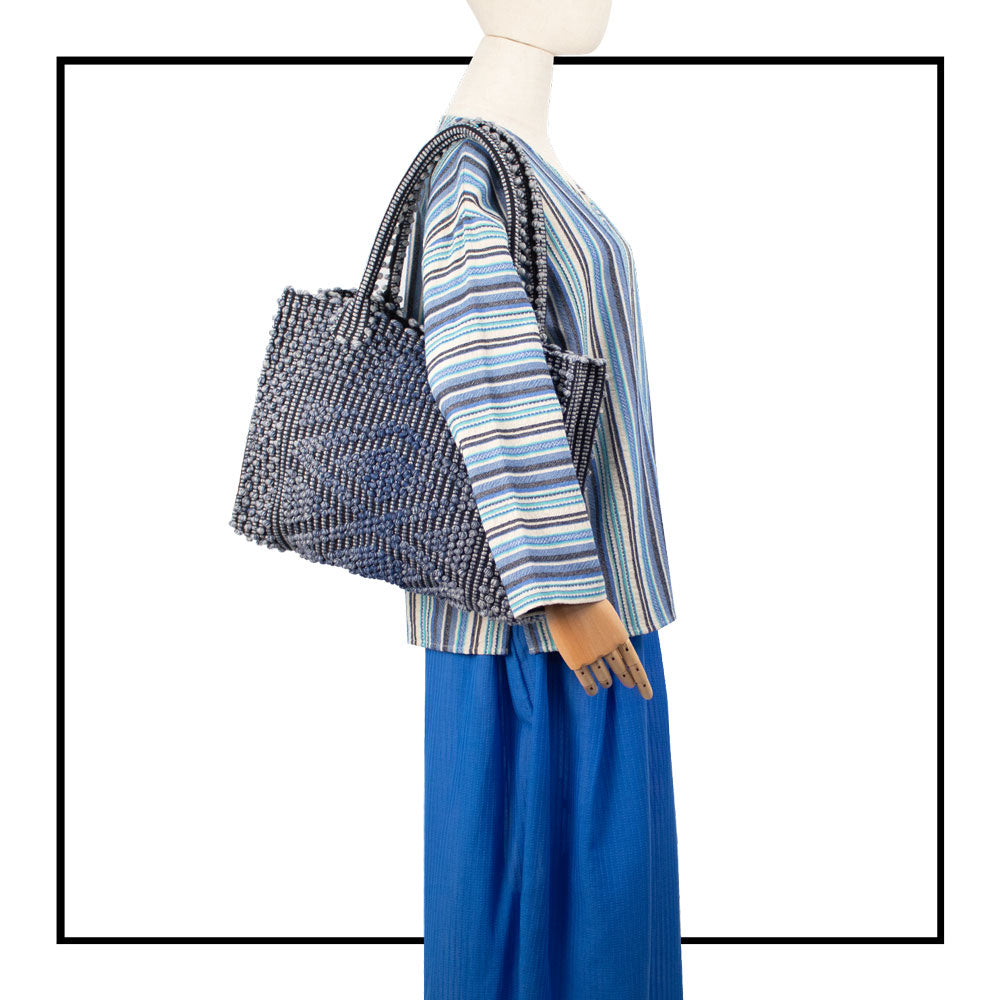 LISCIA Rombi - Sustainable handwoven medium square tote handbag - BLUE MELANGE and BLACK