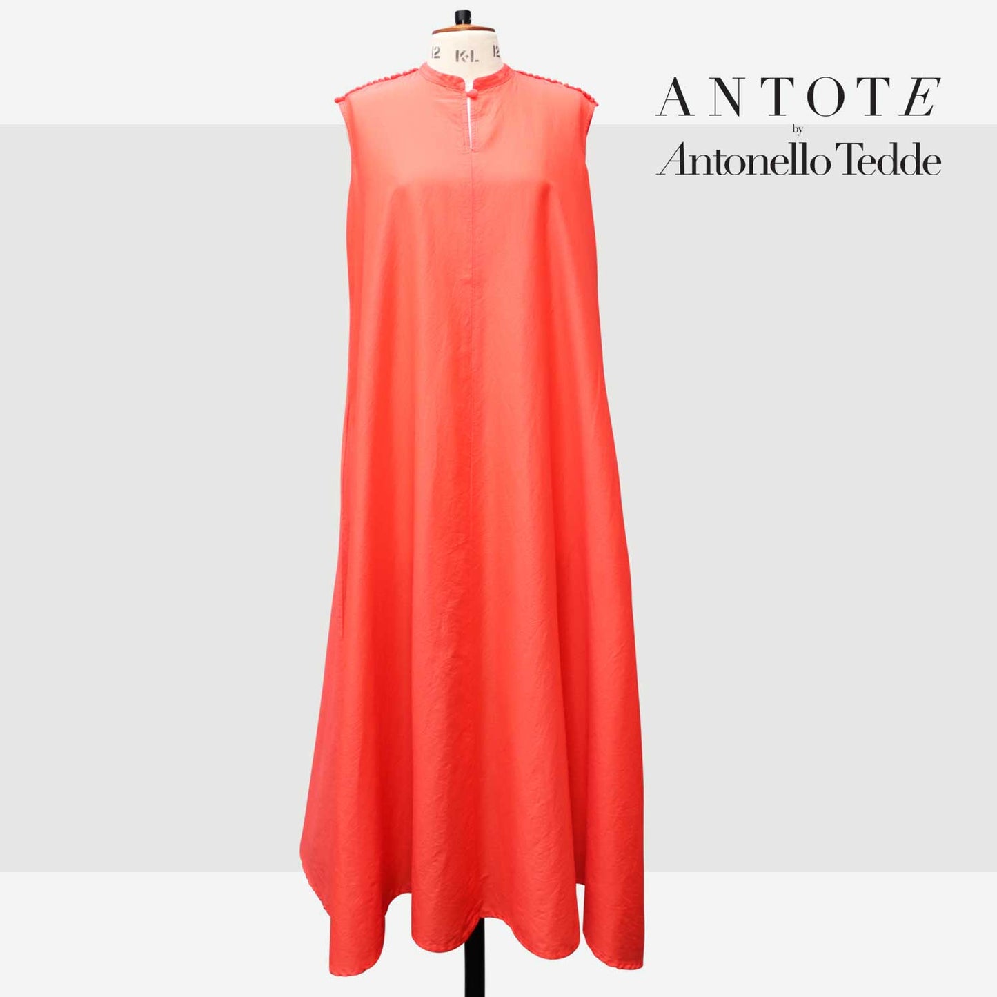 RED DRESS ANTOTE_HAND-WOVEN DETAILS front
