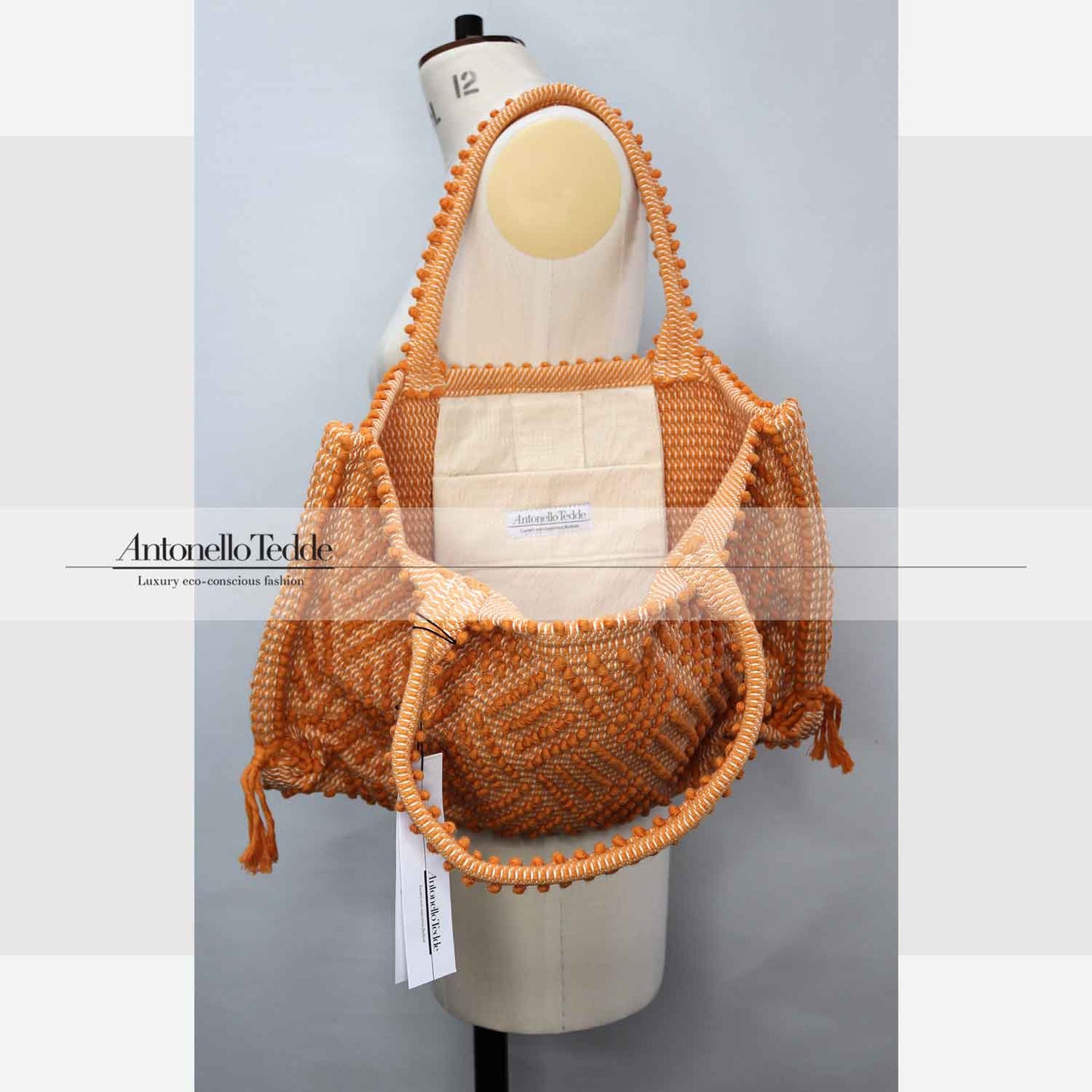 CAPRICCIOLI Medium ZigZag - Eco-conscious handwoven medium tote handbag - Orange