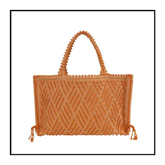 Capriccioli Medium zig zag- The bag is made using authentic Sardinian hand weaving methods in ethically managed factories. This tote bag is extraordinary and evokes faraway cultures with a contemporary touch, with focus on details such as colour, and material that are sustainable and eco-conscious