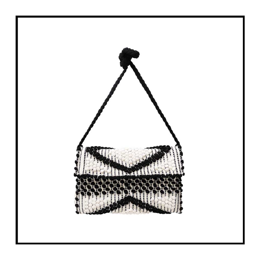 Main view of the Suni Rombi Crossbody Bag by Antonello Tedde – Handwoven Sustainable Cotton Bag in Black and Cream with Rombetti Pattern, Ethical and Timeless Italian Craftsmanship. 